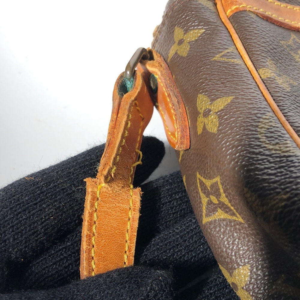 Pre-Love Louis Vuitton Monogram Messenger Bag in Brown and Tan - Picture 16 of 16
